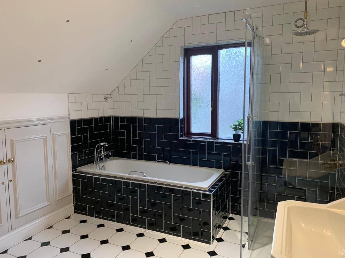 Wyndcliffe Villa Grange-over-Sands Bagian luar foto